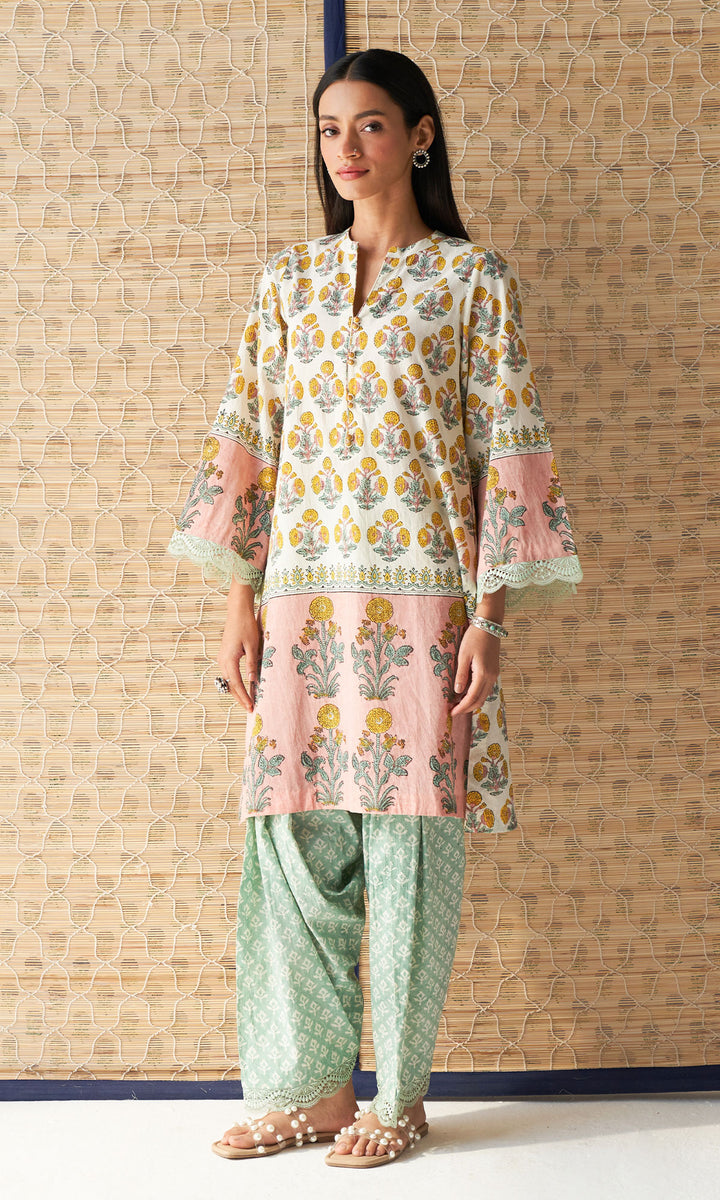 Kapaas off white mughal block printed kurta with mint green salwar (set of 2)
